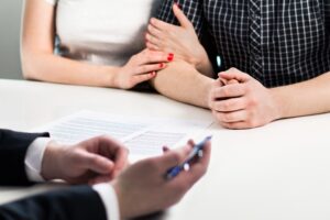 Jak wygląda proces ugody z bankiem w sprawie kredytu frankowego? Zalety, ryzyka i najczęstsze pułapki